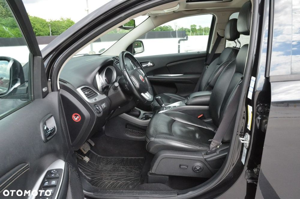 Fiat Freemont 2.0 Multijet Black Code AWD - 27