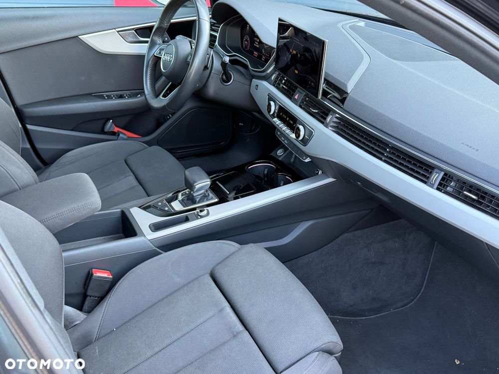Audi A4 Avant 35 TFSI mHEV S tronic - 36