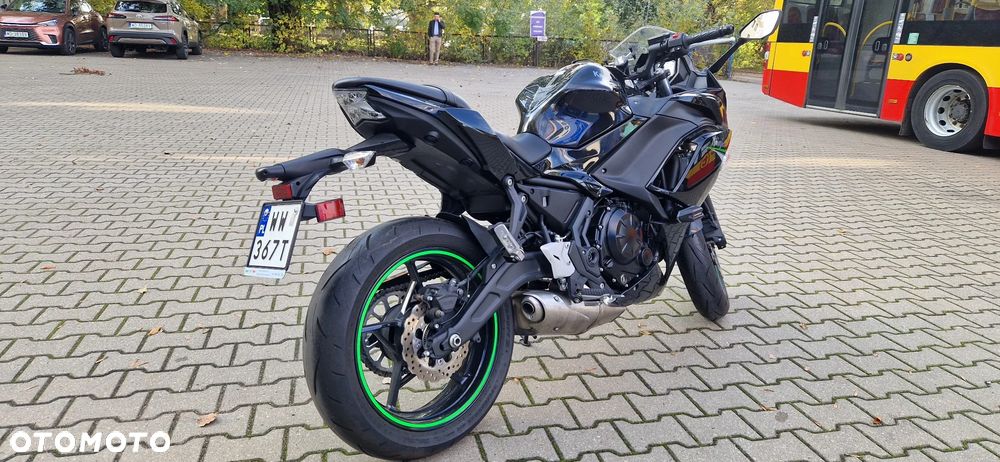 Kawasaki Ninja - 4