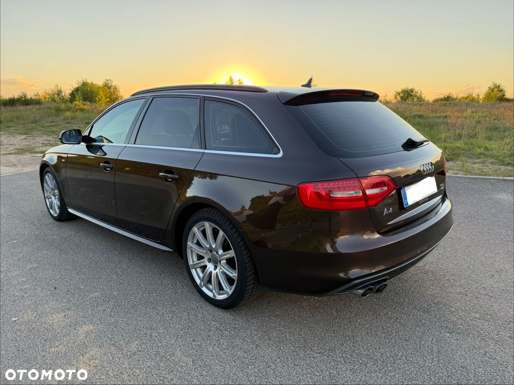 Audi A4 Avant 2.0 TDI DPF quattro S tronic S line Sportpaket - 4