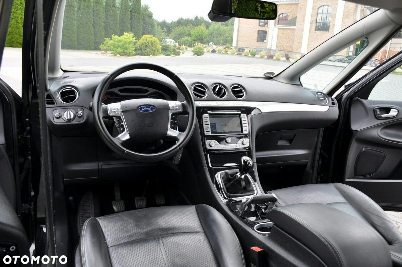 Ford S-Max - 30