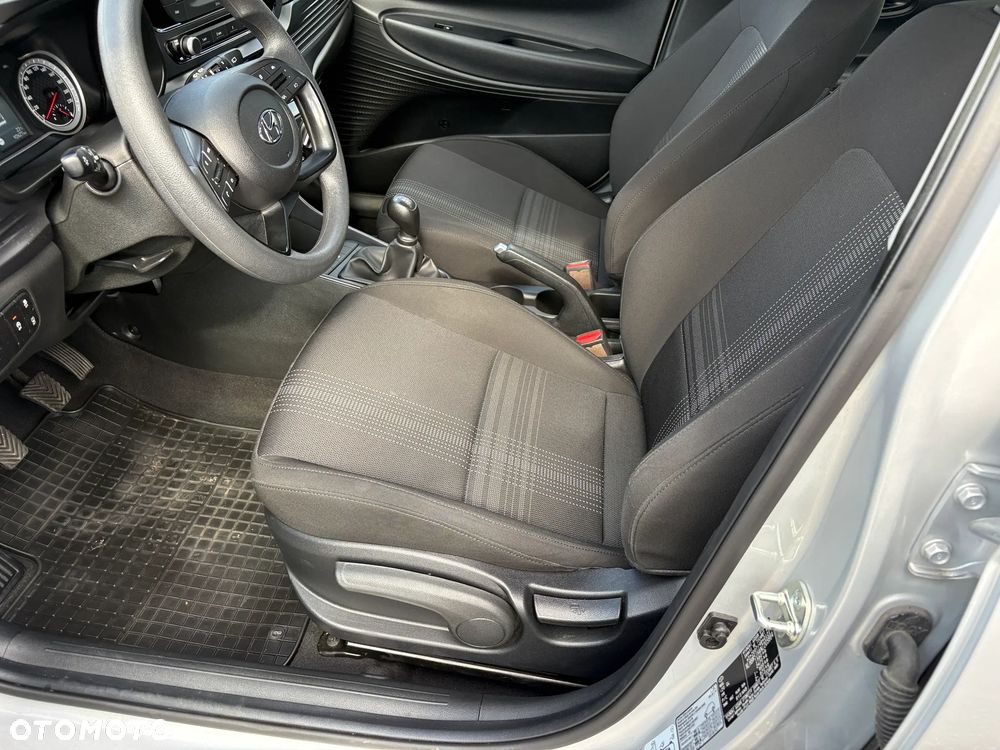 Hyundai i20 1.2 Pure - 14