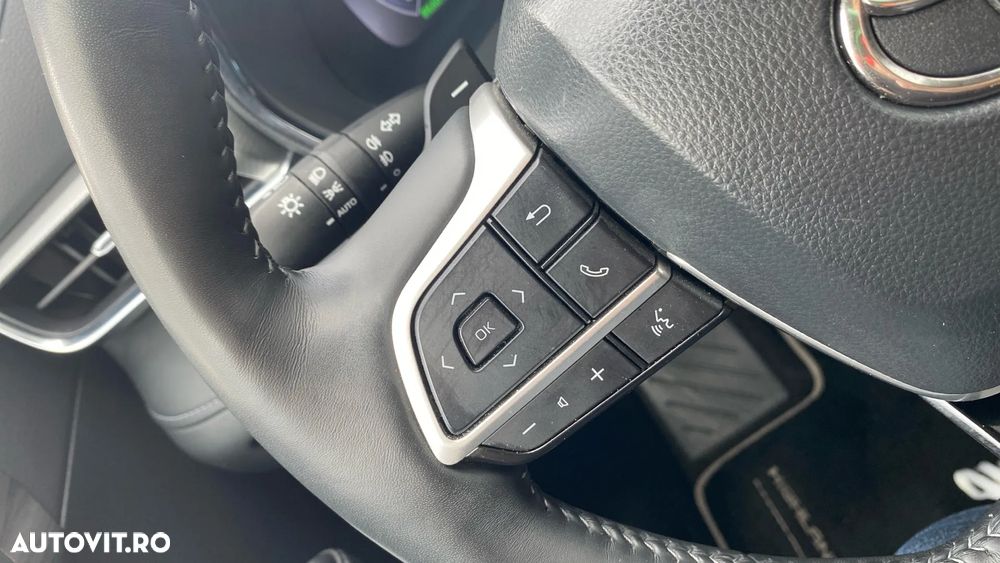 Toyota Highlander 2.5 L Hybrid Dynamic Force 248CP Luxury Pearly - 11