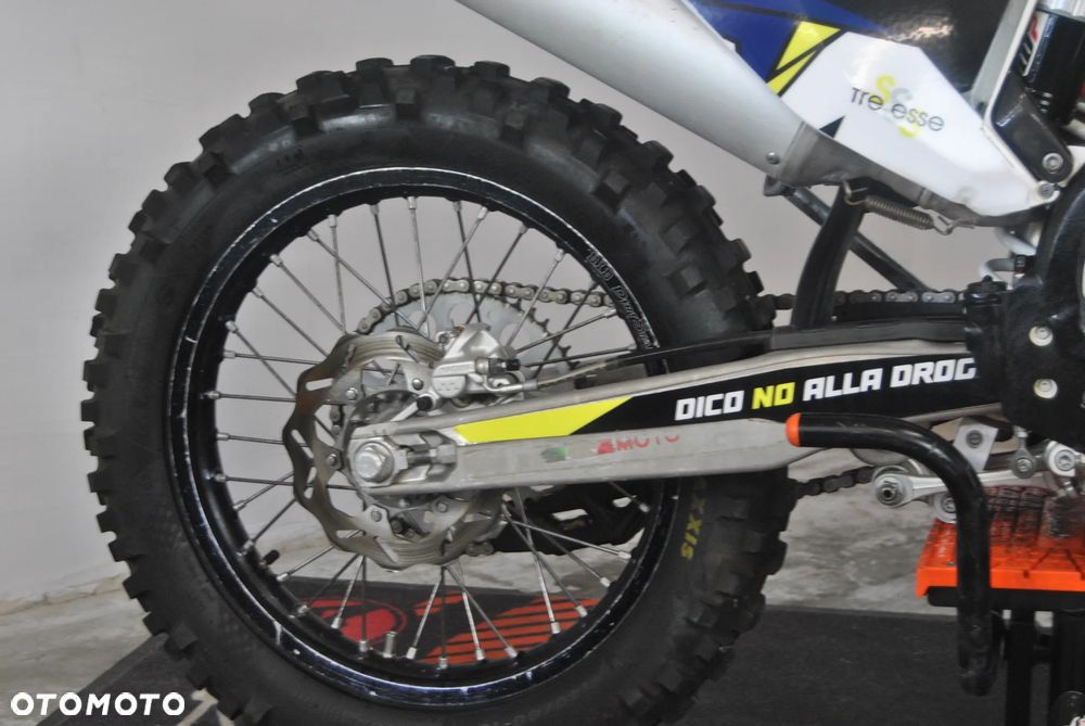 Husqvarna FE - 14