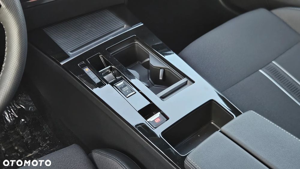 Opel Astra 1.2 T GS S&S - 11