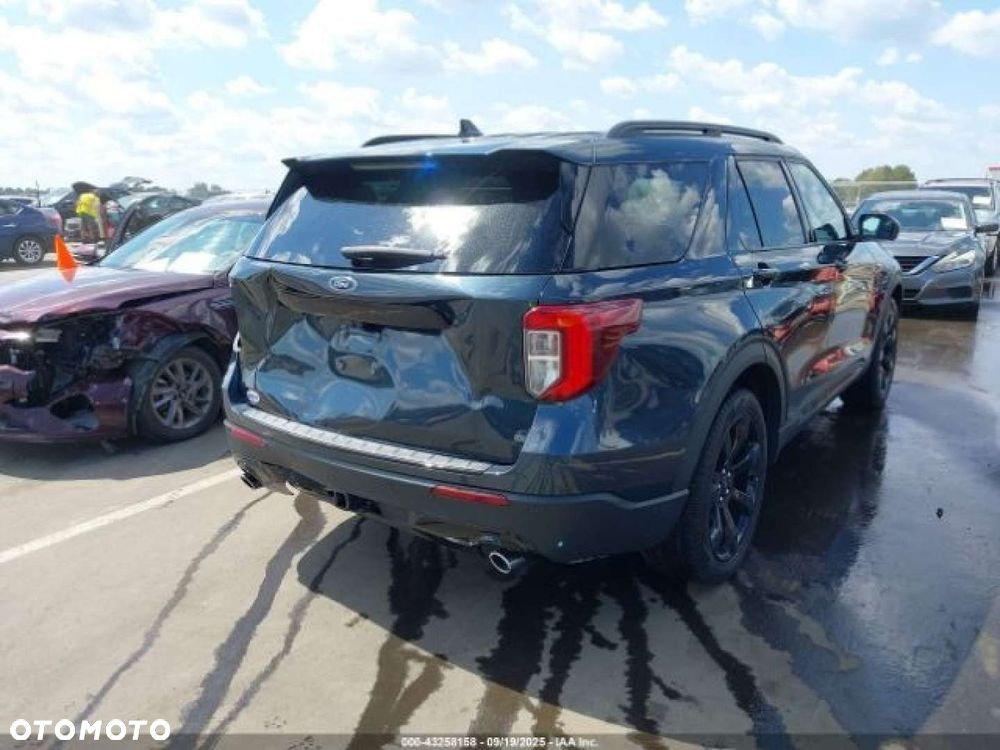 Ford Explorer - 7