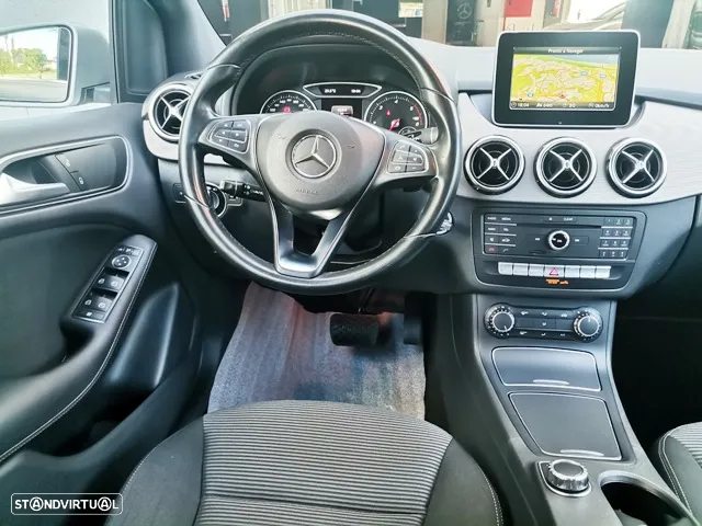 Mercedes-Benz B 180 d Style Aut. - 8