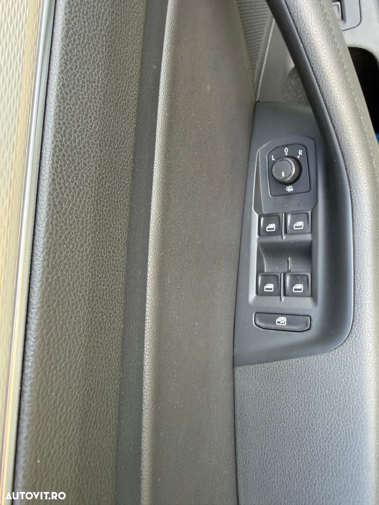 Volkswagen Passat 2.0 TDI (BlueMotion Technology) DSG Highline - 11