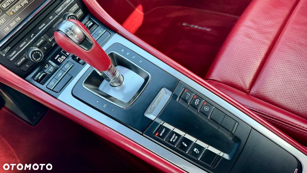 Porsche Cayman GTS PDK - 7