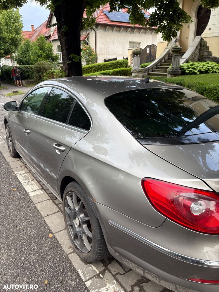 Volkswagen Passat 2.0 TDI Comfortline DPF - 2
