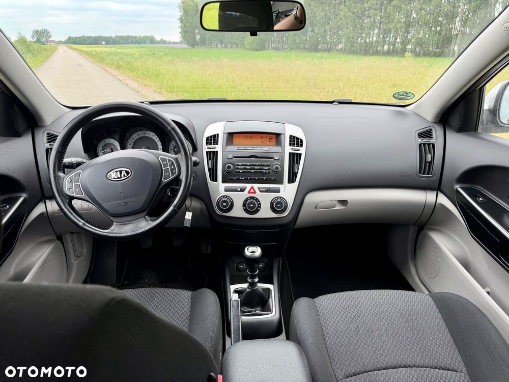 Kia Ceed 1.4 CVVT LX - 15