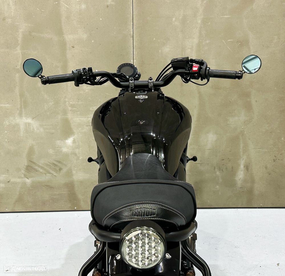 Yamaha XSR 700 - 12