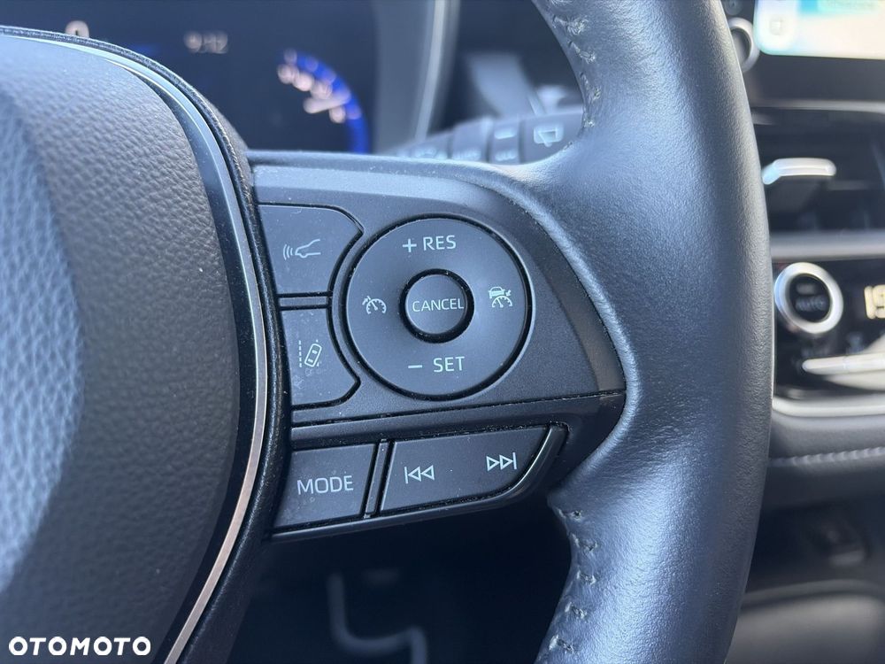 Toyota Corolla 1.8 Hybrid Comfort - 23