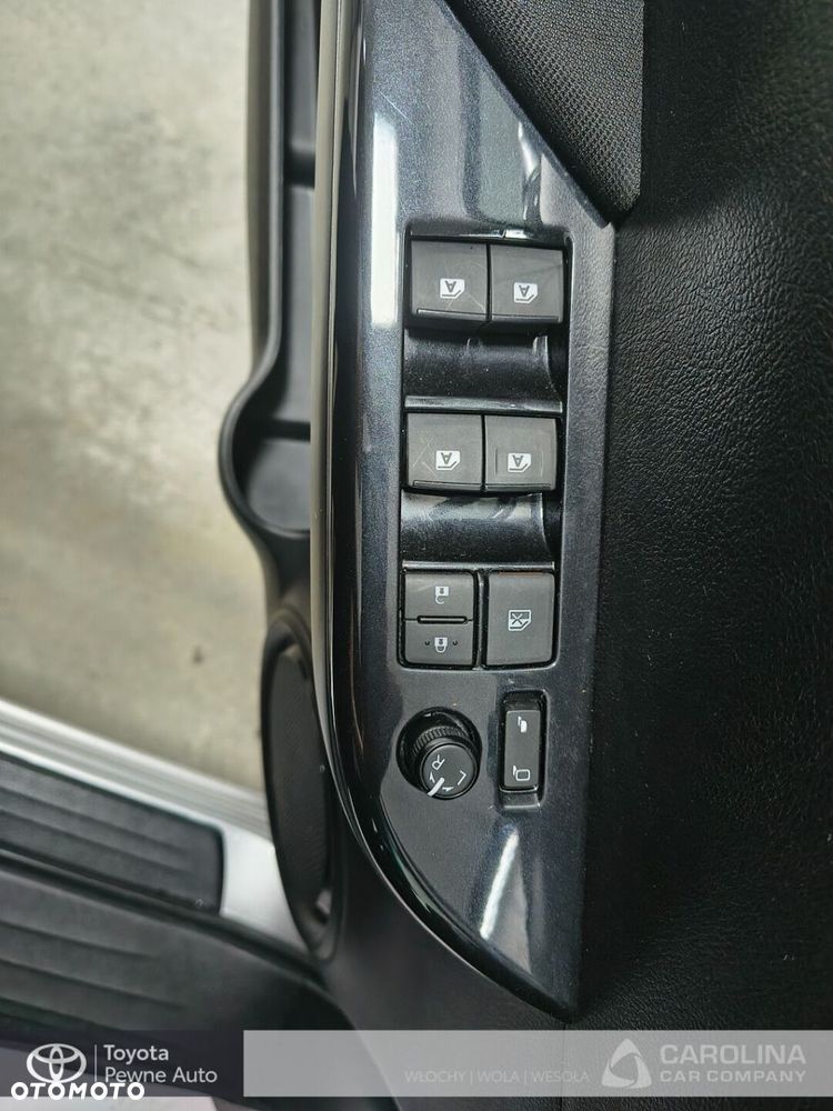 Toyota Hilux 2.8 D-4D Double Cab SR5 4x4 - 11