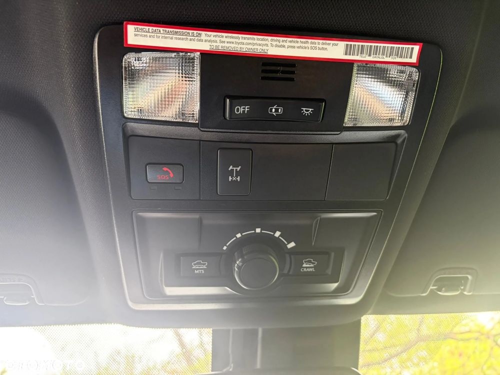 Toyota Tacoma - 14