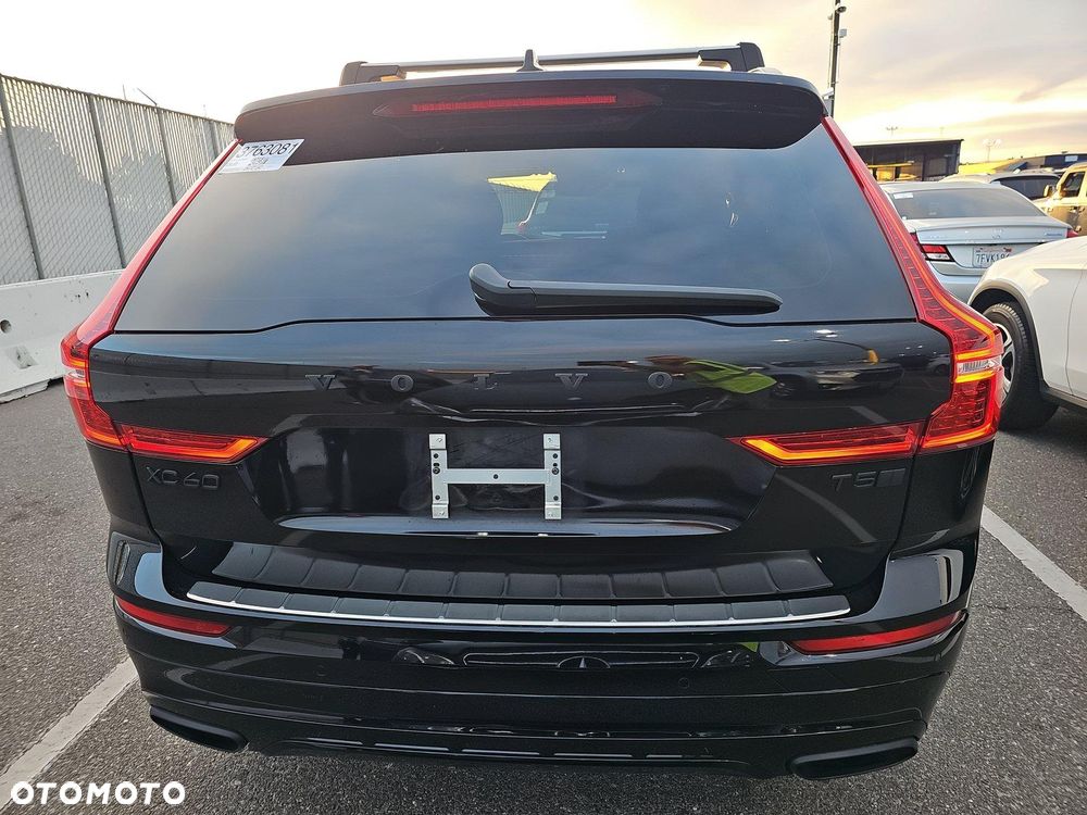 Volvo XC 60 T5 AWD Geartronic RDesign - 4