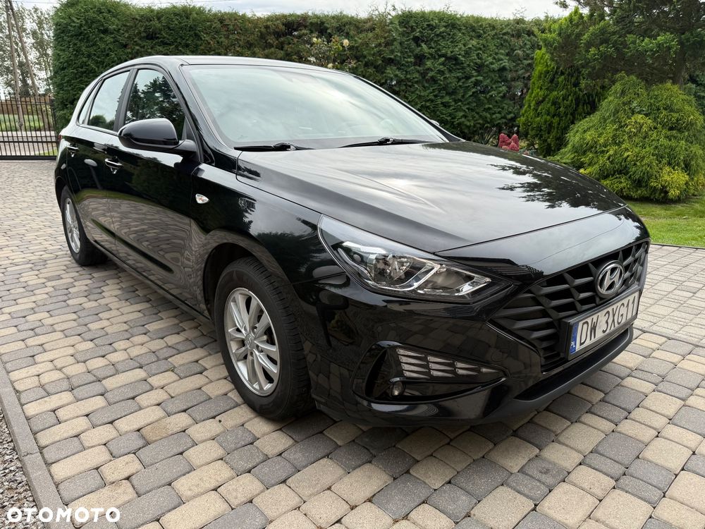 Hyundai i30 1.5 DPI Classic + - 7