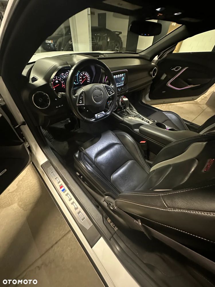 Chevrolet Camaro - 15