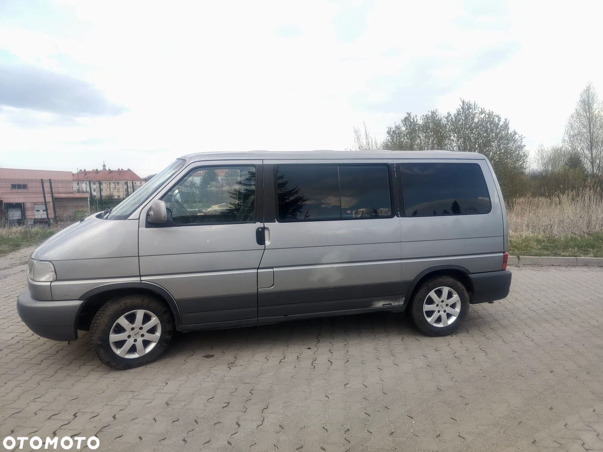 Volkswagen Multivan TDI - 12