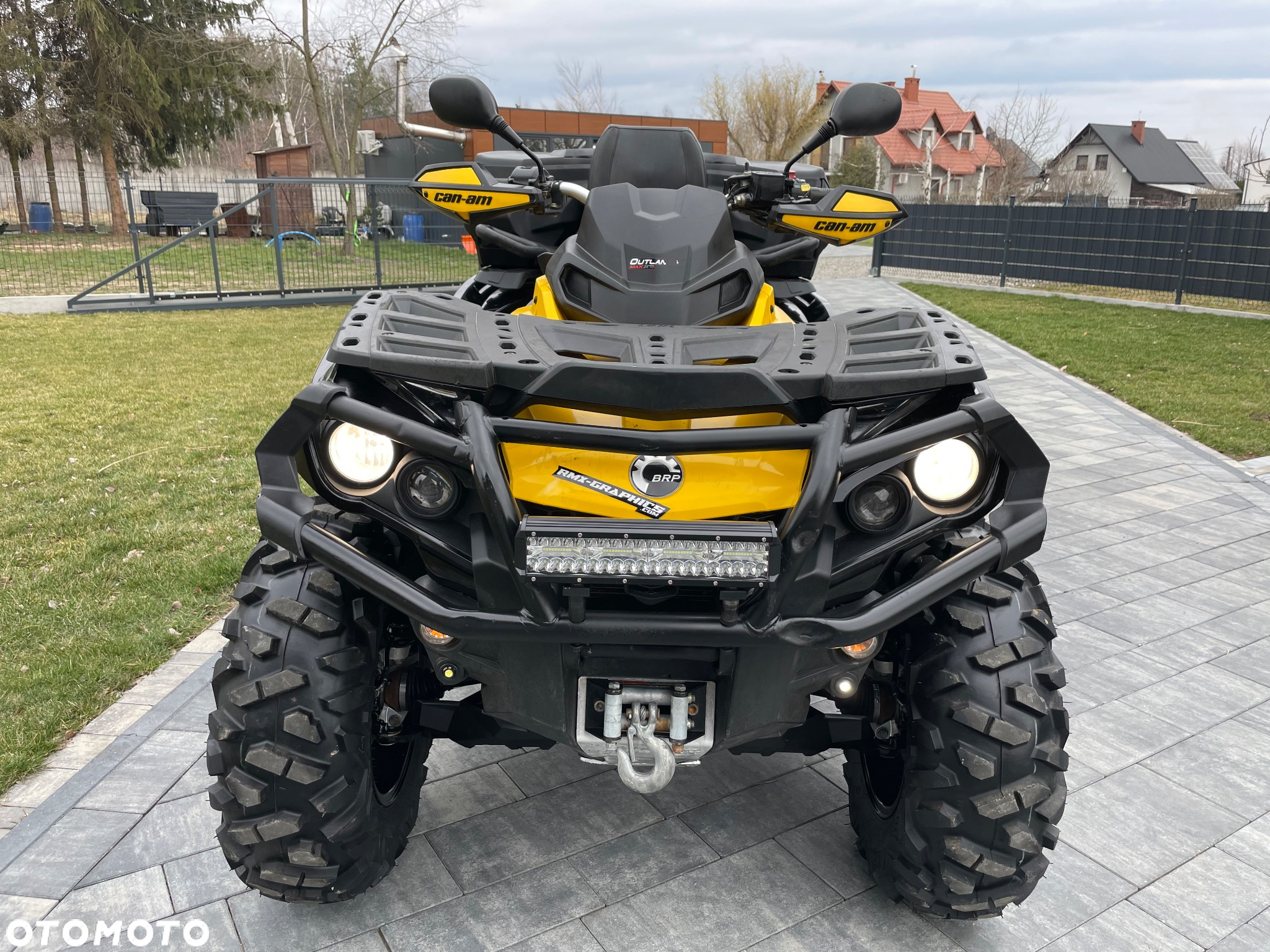 Can-Am Outlander Max