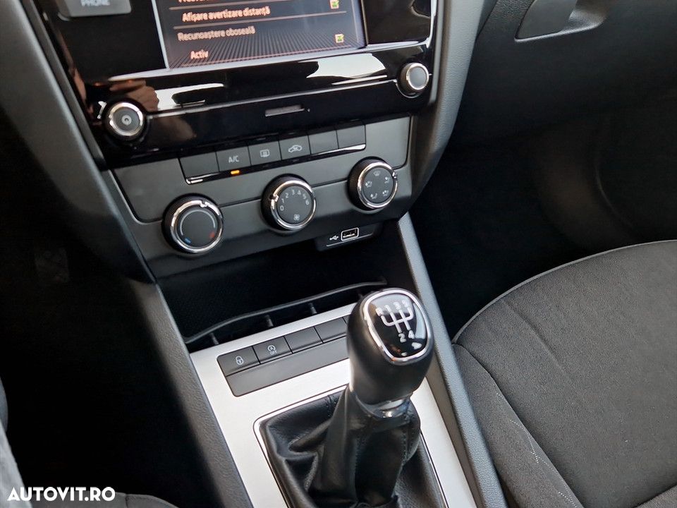 Skoda Octavia - 19
