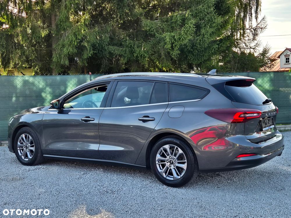Ford Focus - 23