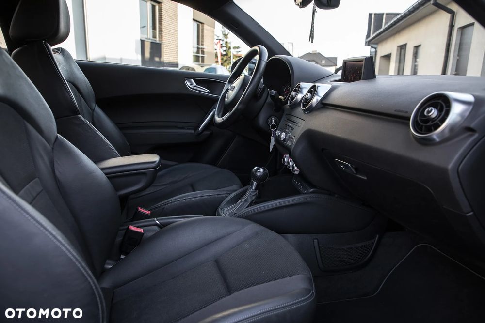 Audi A1 3-drzwiowe 1.4 TFSI S tronic S line edition m S line Sportpaket - 27