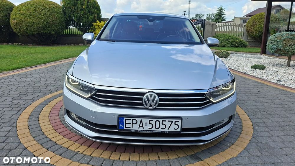 Volkswagen Passat - 2