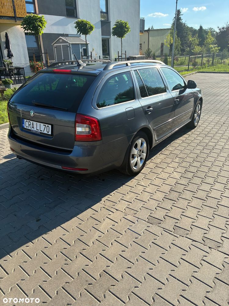 Skoda Octavia 2.0 TDI Elegance DSG - 12