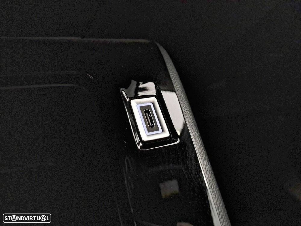 Peugeot 2008 1.2 PureTech Style - 23