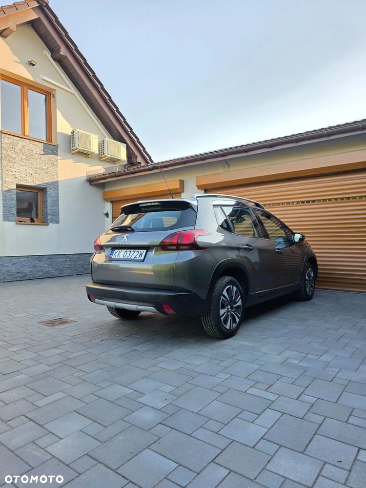 Peugeot 2008 PureTech 110 Stop&Start Allure - 9