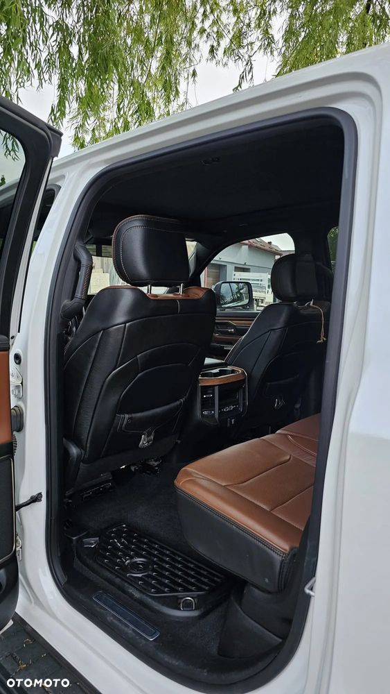 Dodge RAM 1500 5.7 4x4 - 29