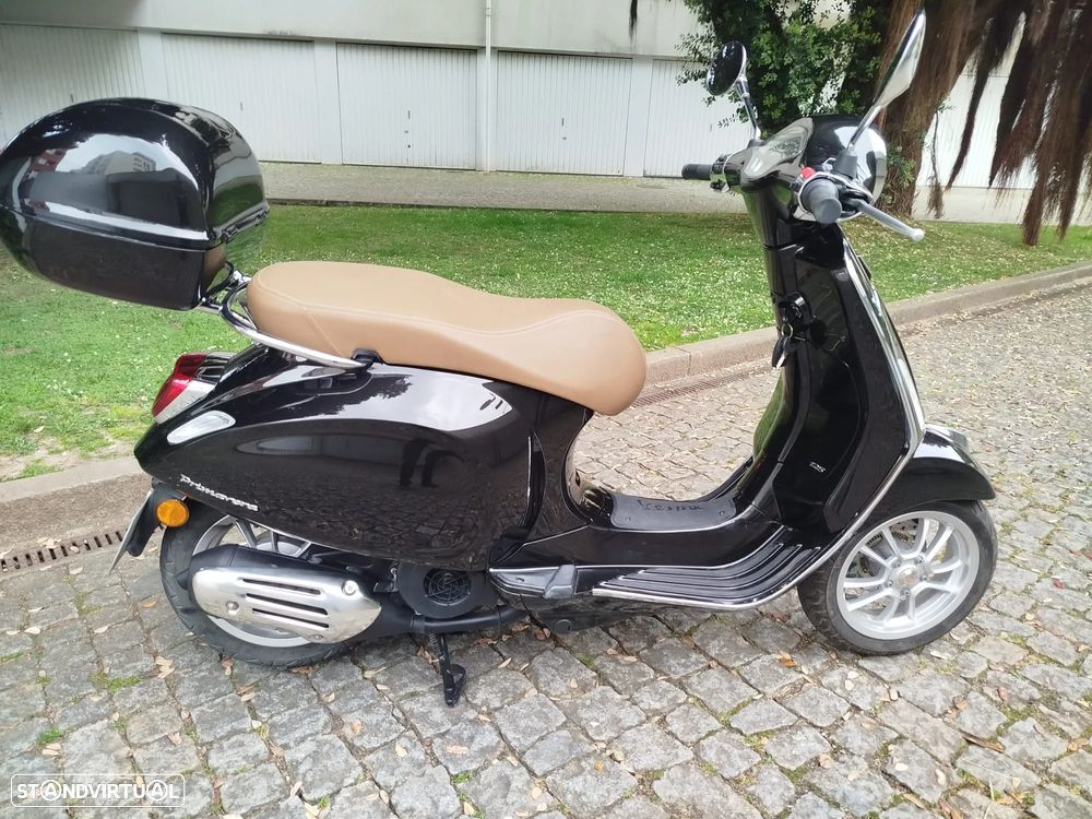 Vespa Primavera - 2