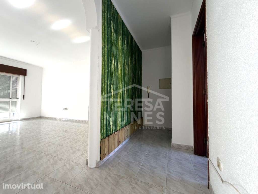 APARTAMENTO T2 - QUINTA DO CONDE - Grande imagem: 4/13
