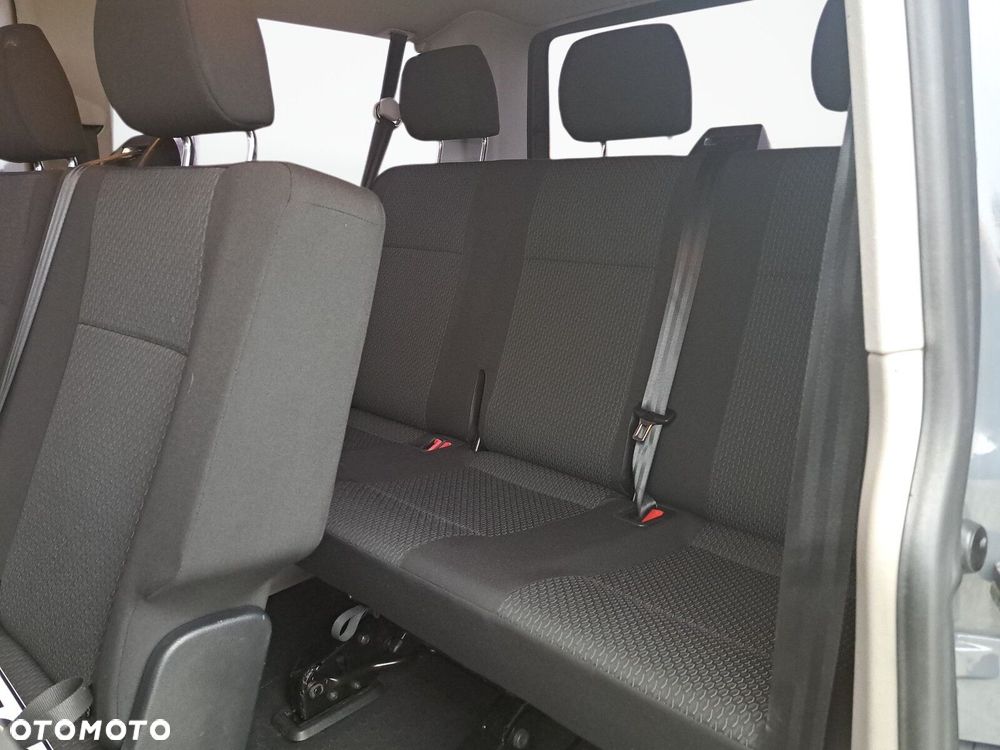 Volkswagen Caravelle 2.0 TDI L1 Trendline 4Motion - 24