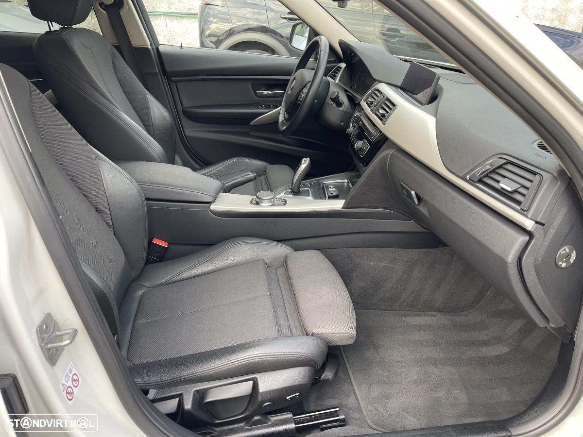 BMW 318 i Touring Aut. Edition Luxury Line Purity - 22