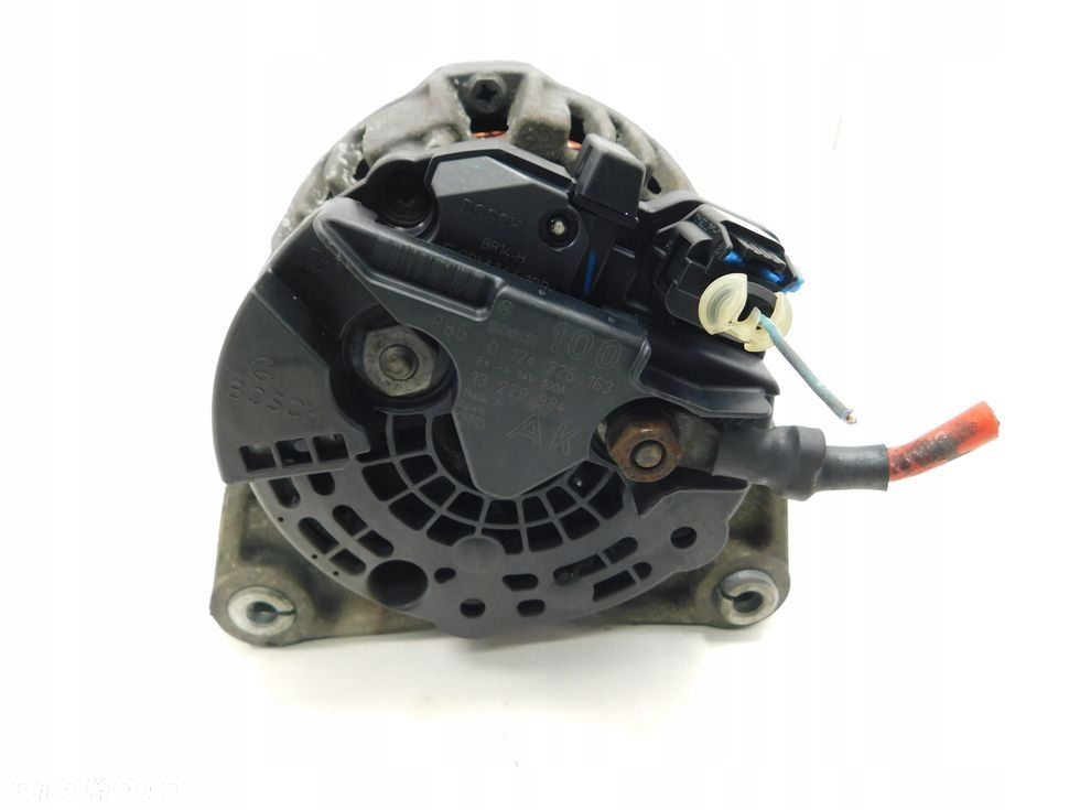 Alternator Opel Vectra C Zafira B Astra H 1.8 16V - 4