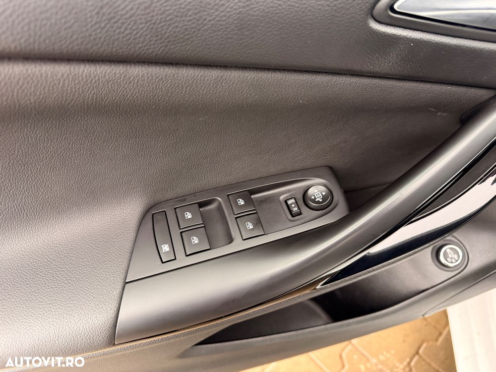 Opel Astra 1.5 D Start/Stop Business Elegance - 19