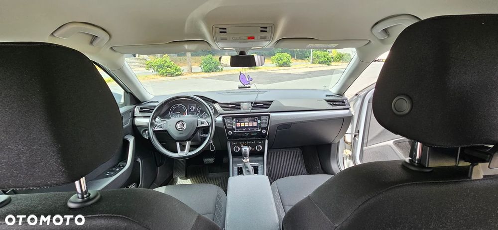Skoda Superb 2.0 TDI Ambition DSG7 - 16
