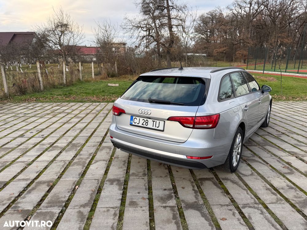 Audi A4 Avant 2.0 TDI DPF clean diesel multitronic Ambiente - 4