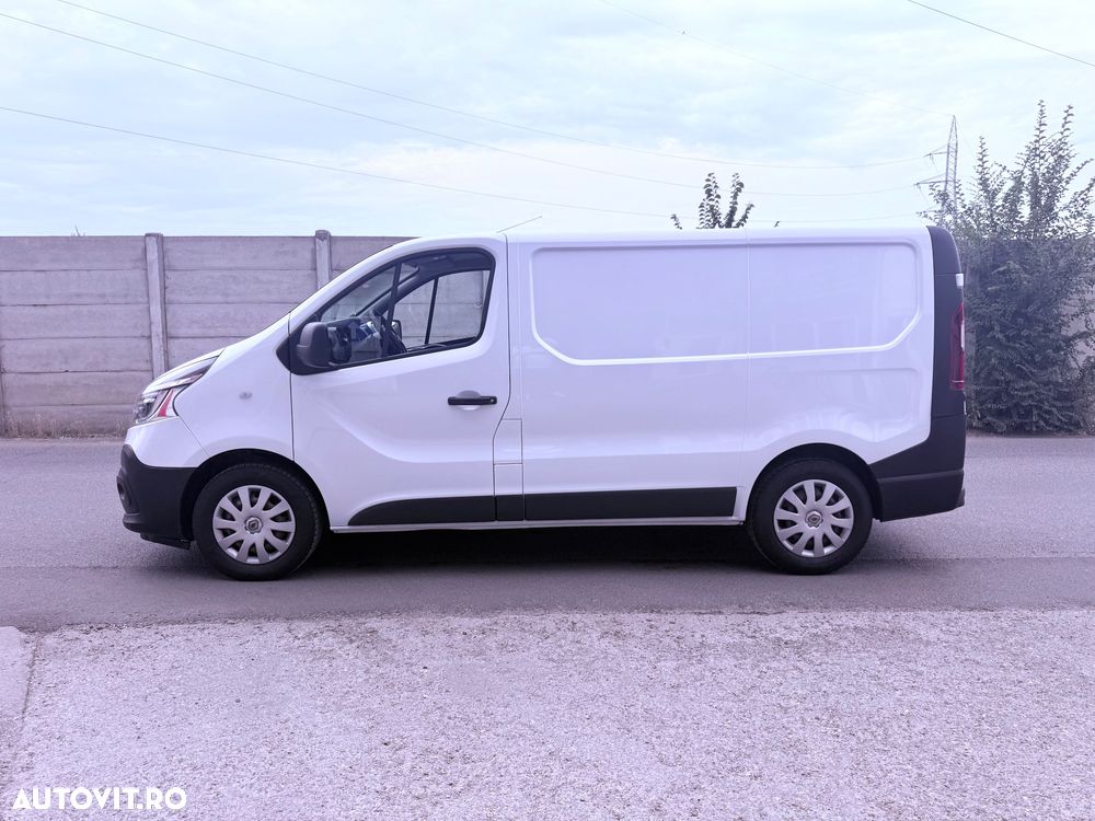 Renault Trafic - 11
