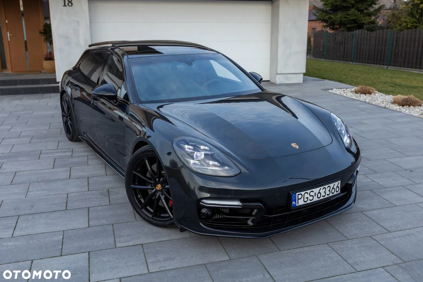 Porsche Panamera GTS GPF Sport Turismo - 12