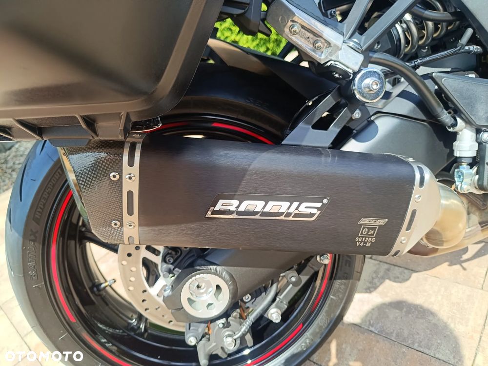 Kawasaki Ninja 1000 SX - 21