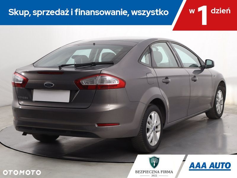 Ford Mondeo - 7