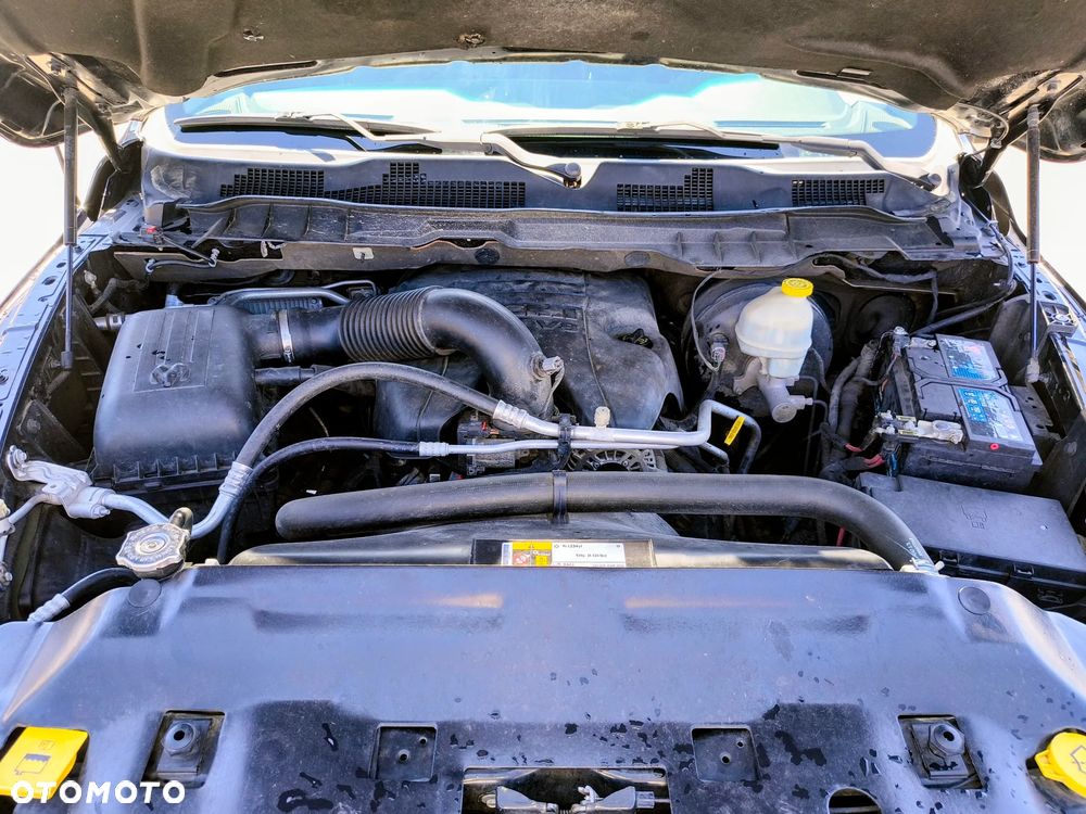 RAM 1500 - 10