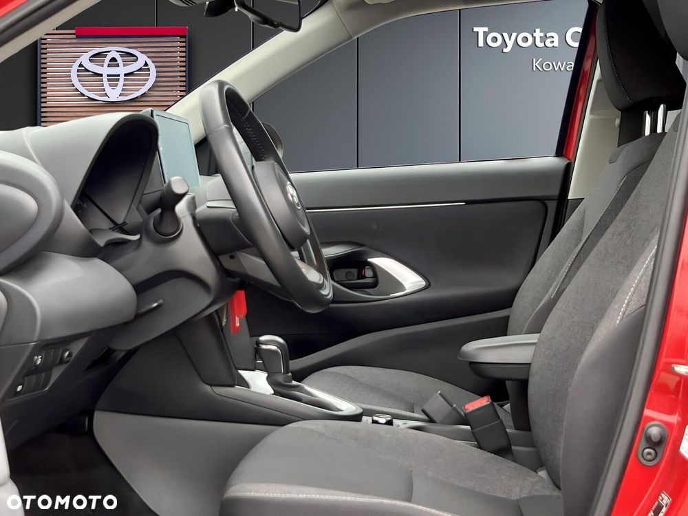 Toyota Yaris Cross Hybrid 1.5 Comfort 4x4 - 9