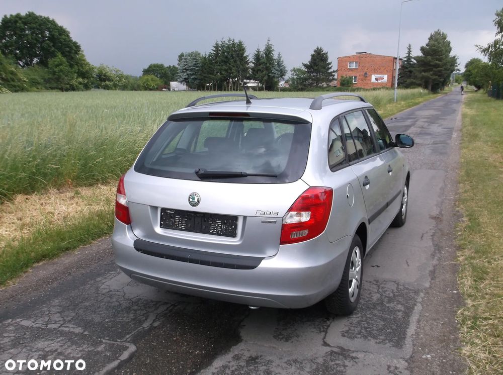 Skoda Fabia 1.2 TSI STYLE EDITION - 37