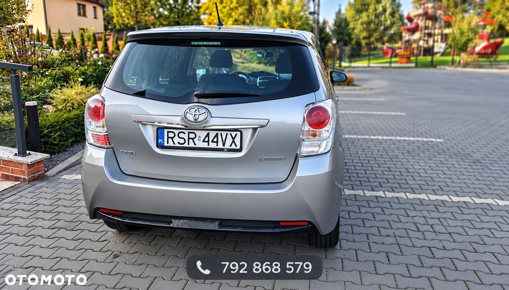 Toyota Verso - 25