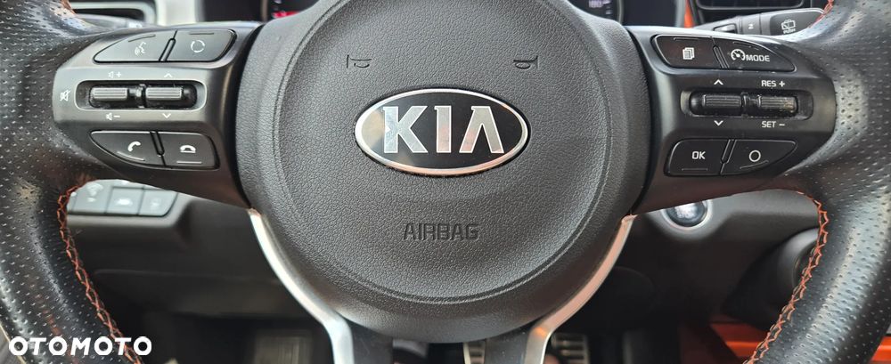 Kia Stonic - 17