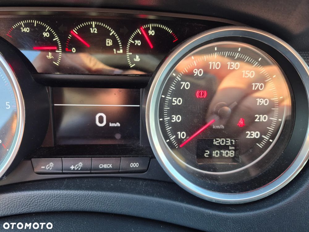 Peugeot 508 BlueHDi 150 Stop&Start Style - 10